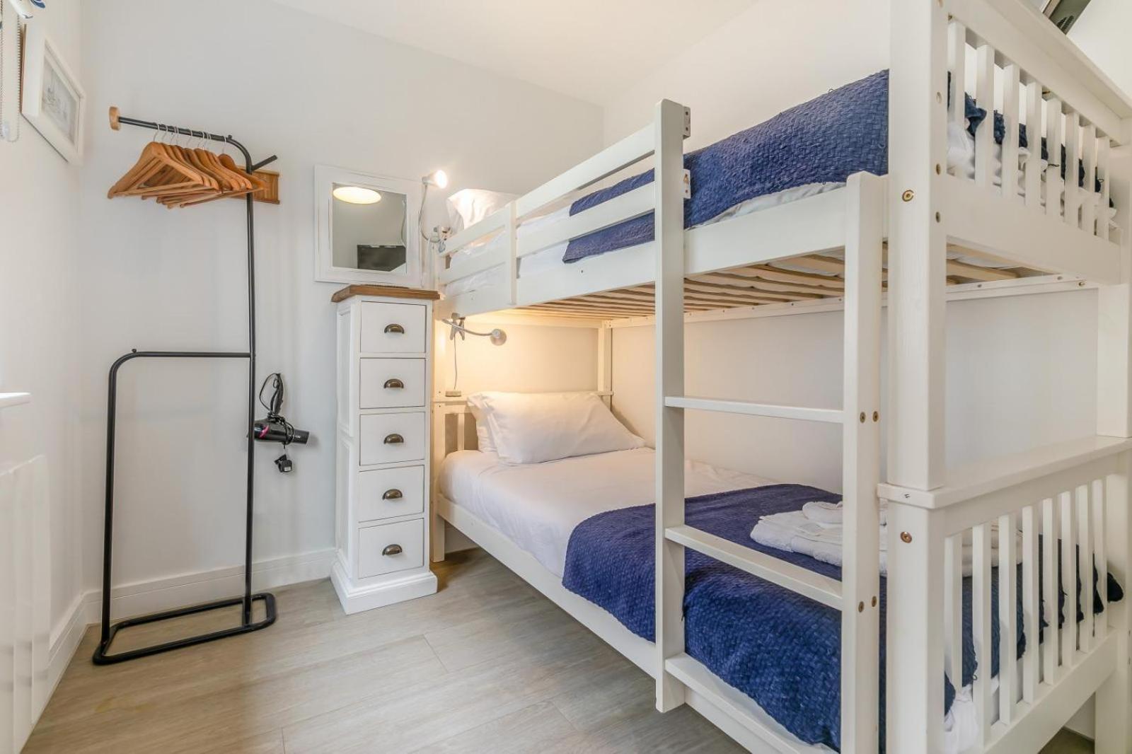 8 Woolacombe West - Luxury Apartment At Byron Woolacombe, Only 4 Minute Walk To Woolacombe Beach! 외부 사진