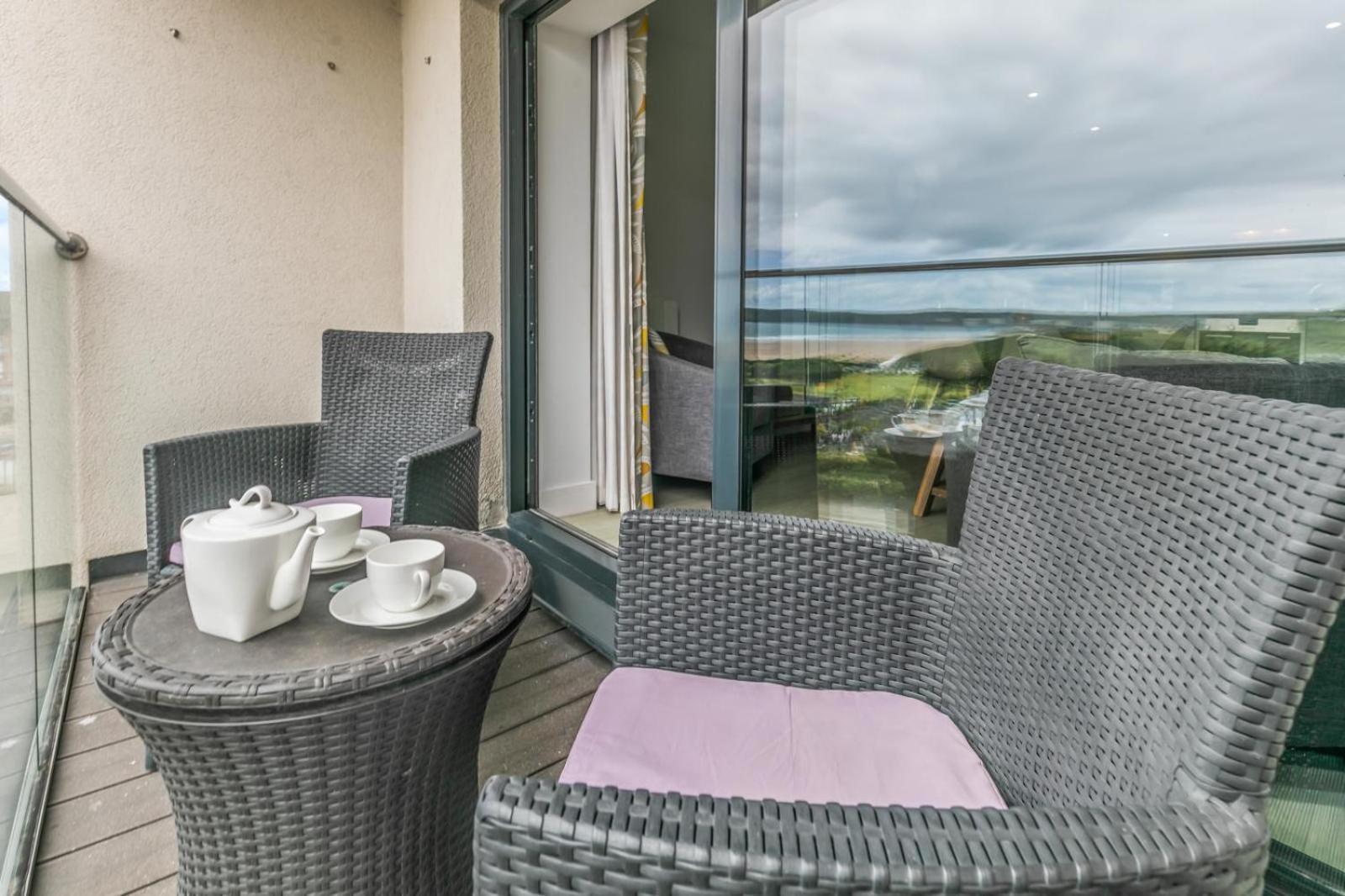 8 Woolacombe West - Luxury Apartment At Byron Woolacombe, Only 4 Minute Walk To Woolacombe Beach! 외부 사진